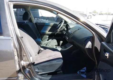 2005 Nissan Altima 3.5 Se z USA, uszkodzony, nr VIN 1N4BL11D15C212134